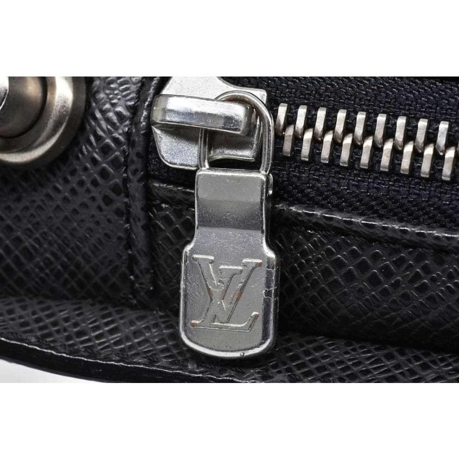 LOUIS VUITTON（ルイ・ヴィトン） ヴィトン タイガ バイカル セカンド