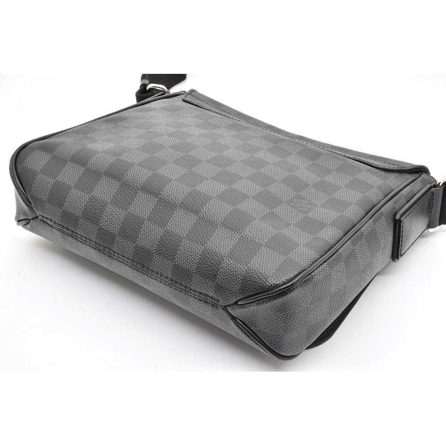 LOUIS VUITTON ルイヴィトン ダミエ グラフィット ディストリクト PM ショルダーバッグ メッセンジャーバッグ ブラック レザー×PVC N41260 シルバー金具 LOUIS VUITTON（ルイ・ヴィトン） ヴィトン ダミエ グラフィット