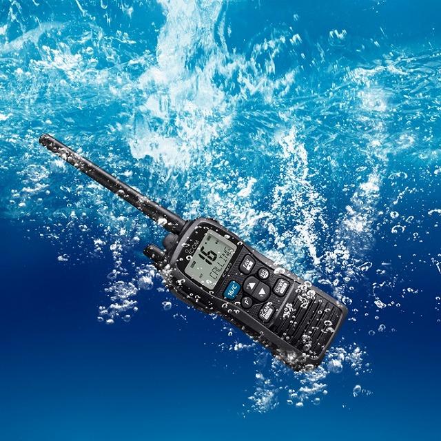 ICOM（アイコム） IC-M73J 国際VHFハンディ : 無線機ベース ヤマモト