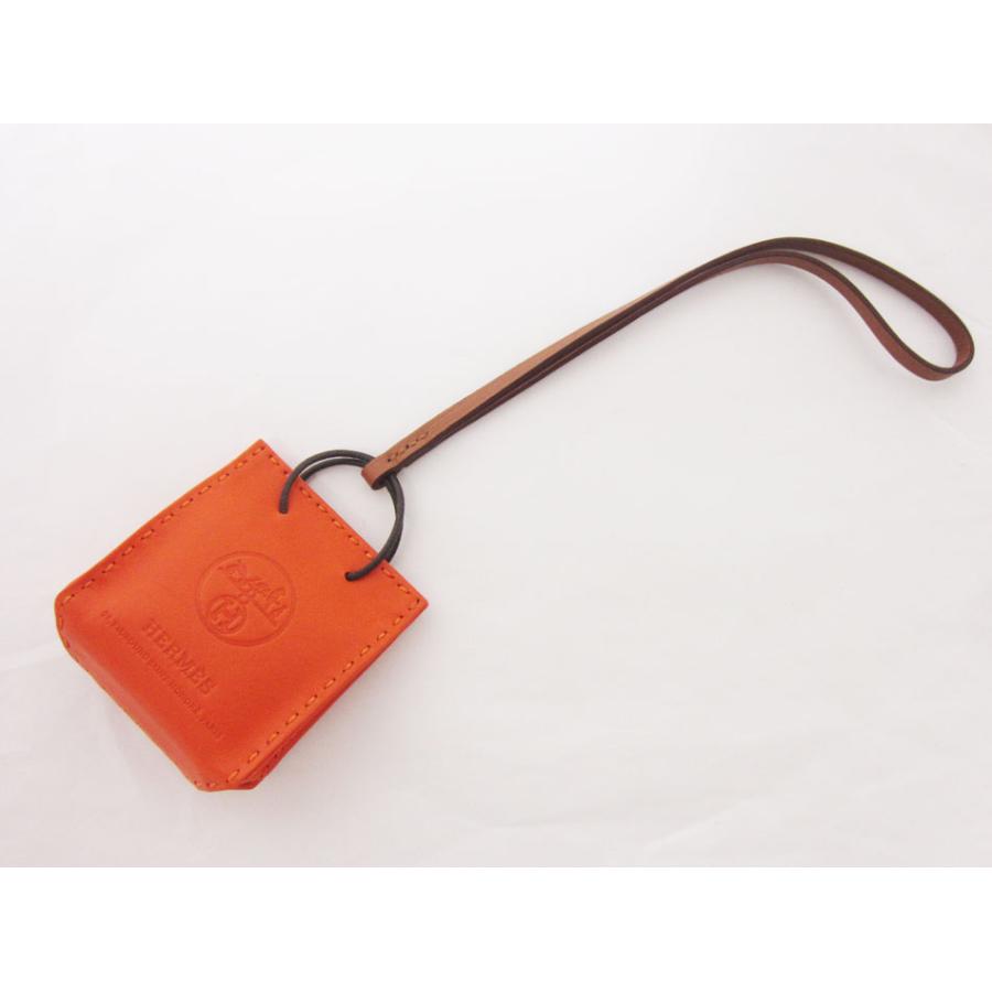 専用！【正規品】HERMES エルメス ネックストラップ オレンジ 新品 HERMES（エルメス） 送料無料 チャーム ストラップ サックオランジュ