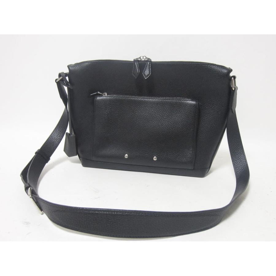 LOUIS VUITTON ルイヴィトン トリヨンレザー アルマンド  