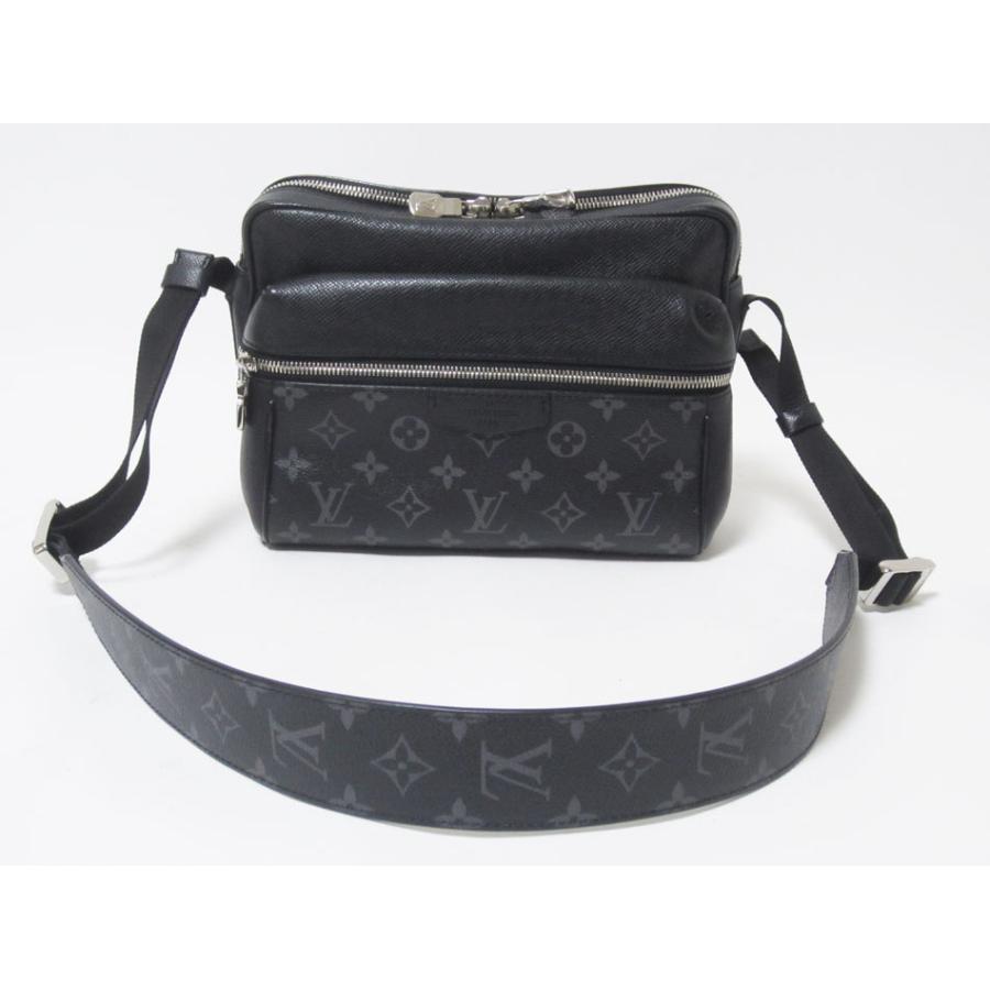 アウトドア・メッセンジャー LOUIS VUITTON ルイヴィトン タイガ アウトドア・メッセンジャー LOUIS VUITTON ルイヴィトン タイガ