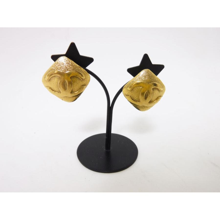 CHANEL 送料無料 シャネル イヤリング ゴールド金具 CCマーク ココ