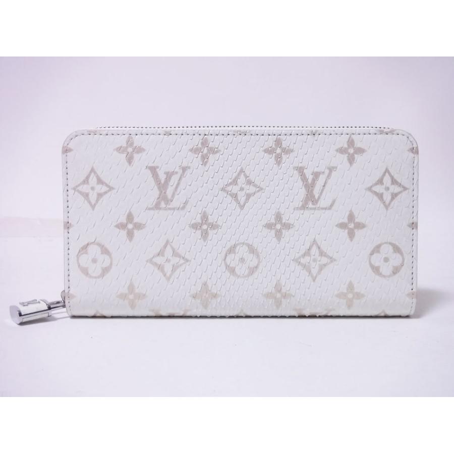 LOUIS VUITTON（ルイ・ヴィトン） パイソン ジッピーウォレット ラテ