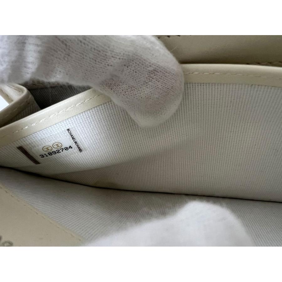 シャネル 長財布 マトラッセ シルバー金具 CHANEL（シャネル） （未使用保管品）シャネル マトラッセ 2.55 二