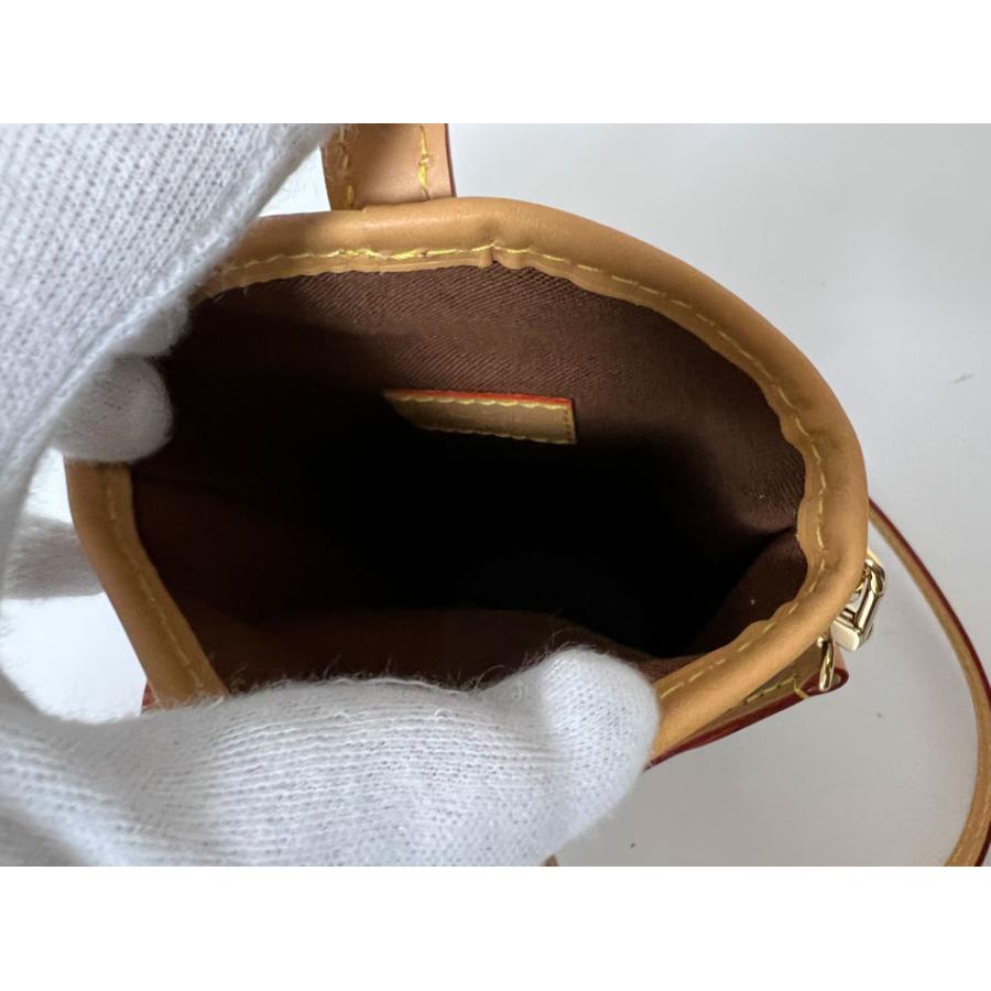 LOUIS VUITTON 送料無料 ルイヴィトン モノグラム フォールド 