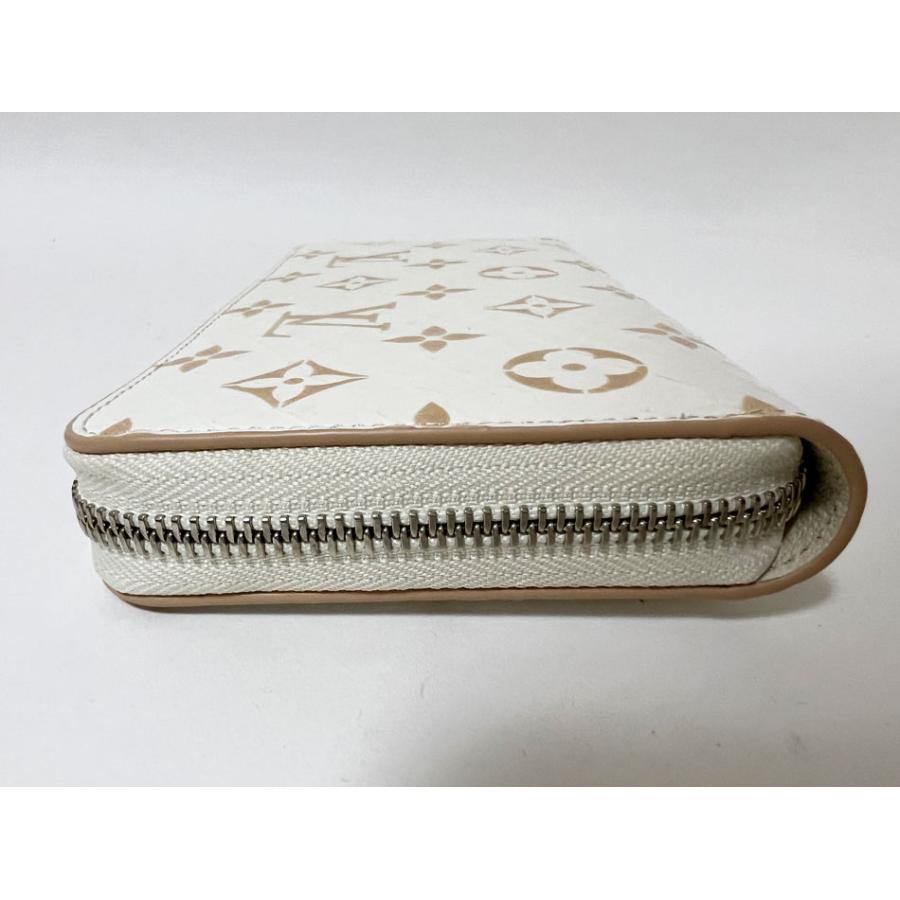 LOUIS VUITTON ルイヴィトン パイソン ジッピーウォレット ラテ LOUIS VUITTON ルイヴィトン パイソン ジッピーウォレット ラテ