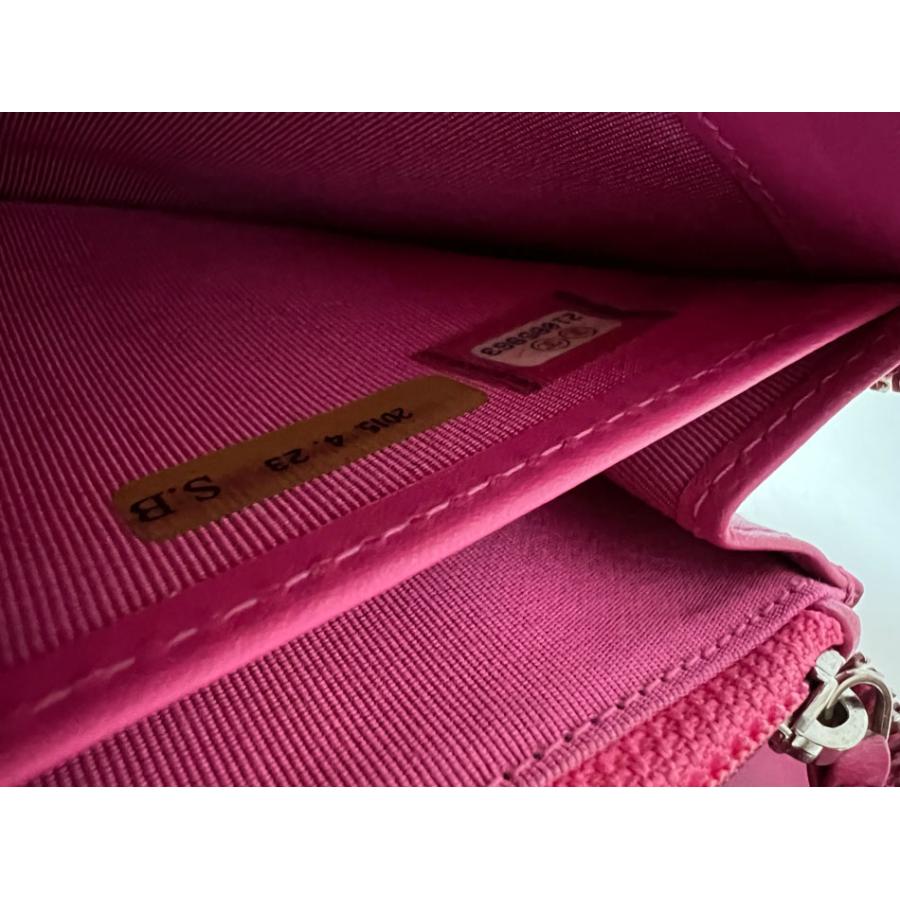 CHANEL（シャネル） 送料無料 キャビアスキン ラウンドファスナー財布