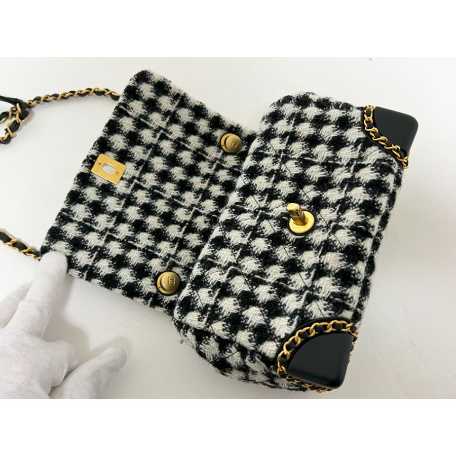 CHANEL（シャネル） ミニマトラッセ チェーンショルダーバッグ