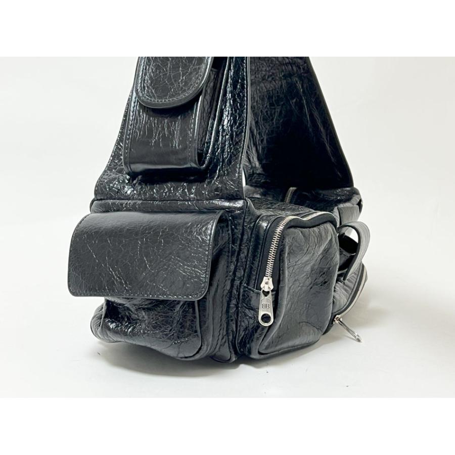 BALENCIAGA バレンシアガ SUPERBUS SLNGBAG S スリングバッグ ショルダーバッグ メンズ ラムスキン ブラック 702167 美品 BALENCIAGA（バレンシアガ） SUPERBUS SLNGBAG S スリングバッグ