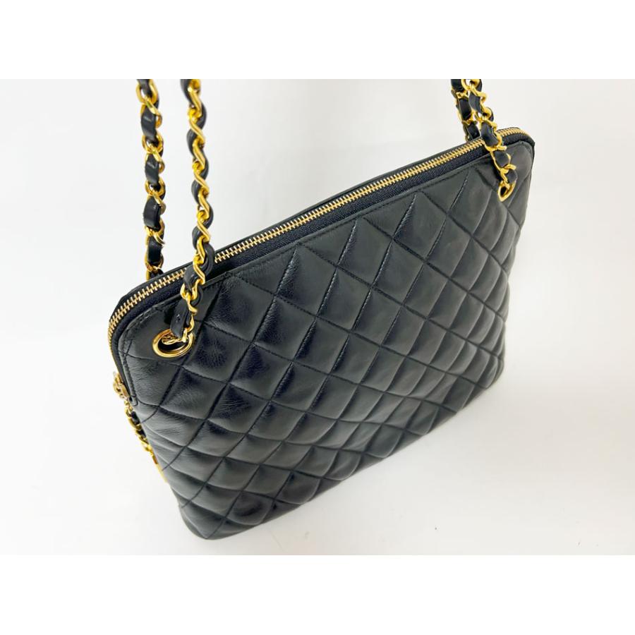 CHANEL（シャネル） マトラッセ チェーンショルダーバッグ ラムスキン