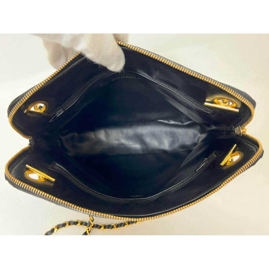 CHANEL（シャネル） マトラッセ チェーンショルダーバッグ ラムスキン