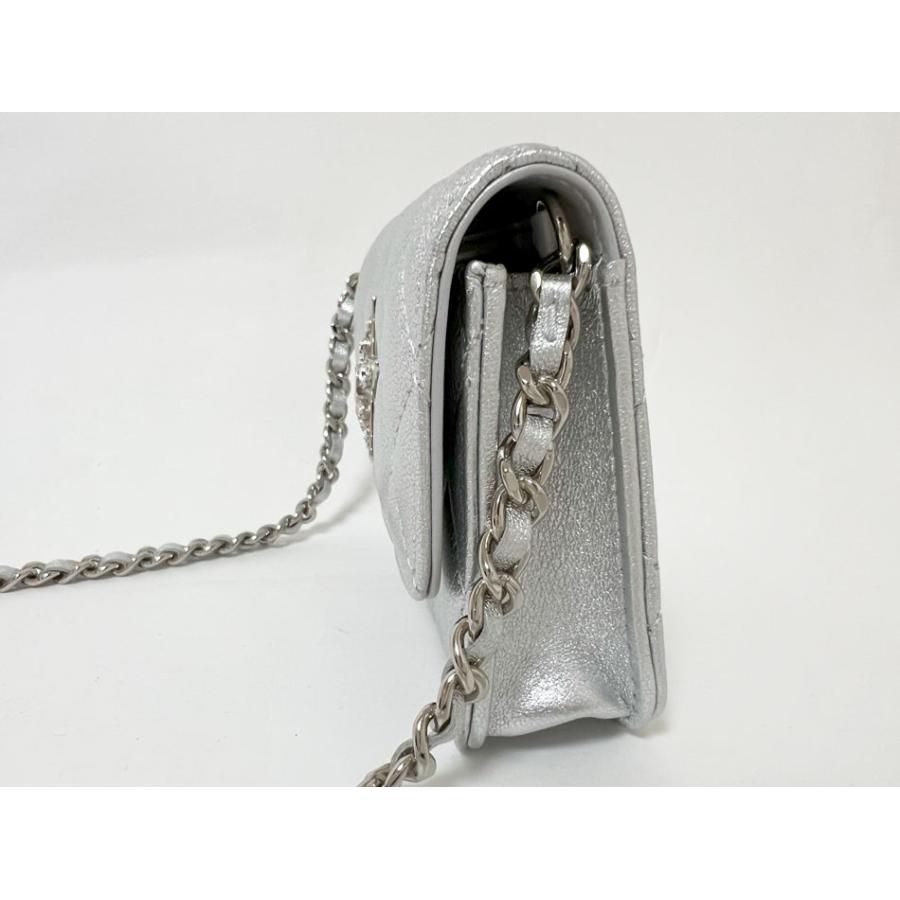 CHANEL（シャネル） スター ミニ マトラッセ チェーンショルダーバッグ