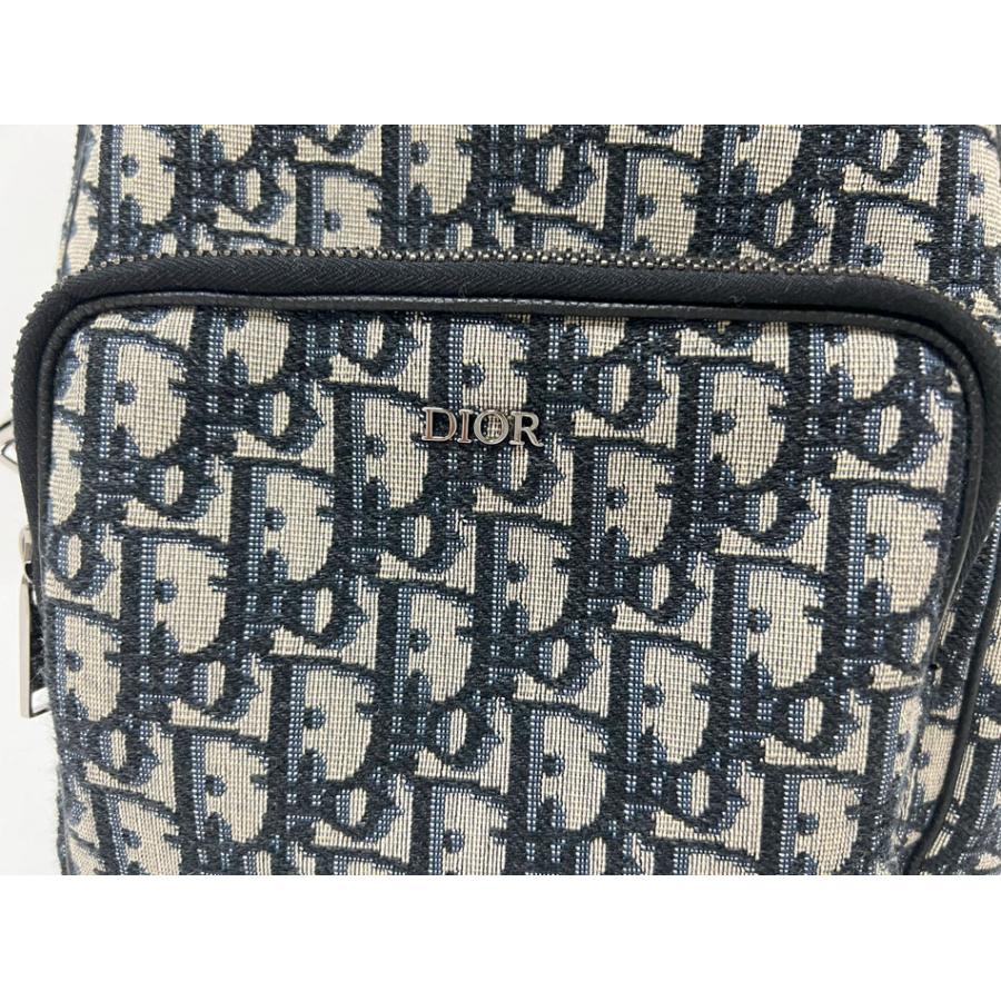 【美品】クリスチャン　ディオール　ミニ　スリングバック　ボディバッグ　ブラック Christian Dior（クリスチャン・ディオール） クリスチャン ディオール