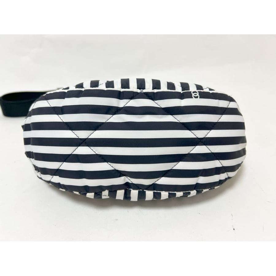 CHANEL シャネル ラージ ホーボーバッグ ショルダーバッグ 斜め掛け  