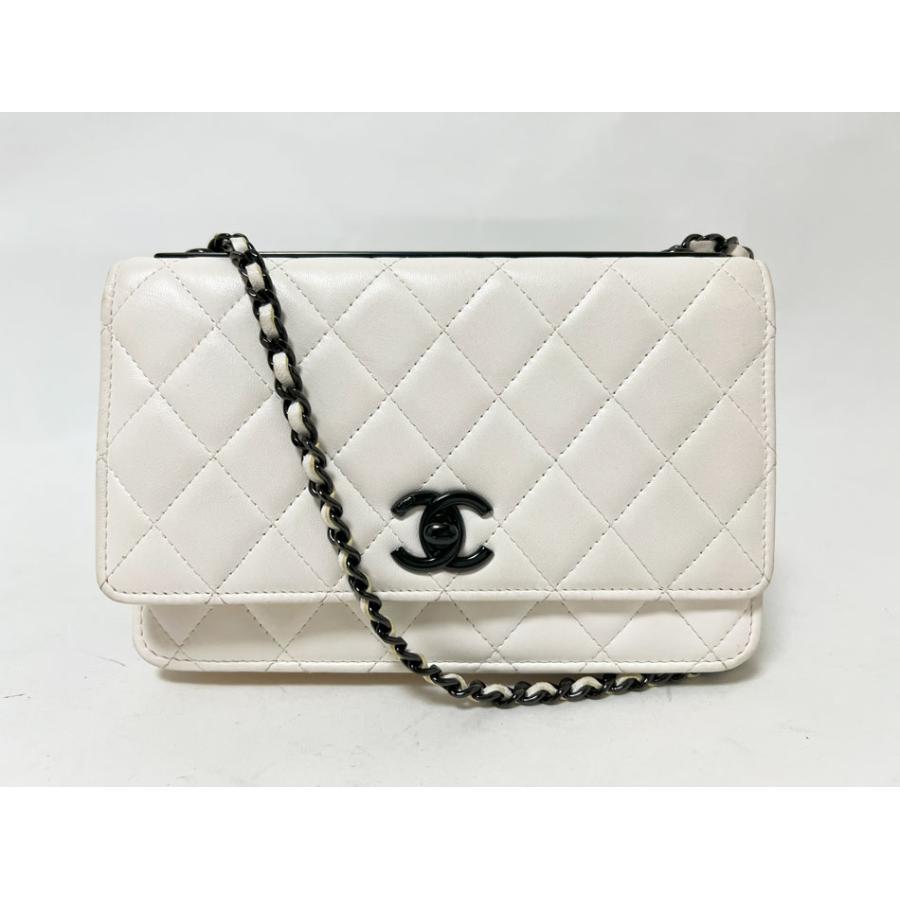 CHANEL（シャネル） マトラッセ トレンディCC チェーンウォレット
