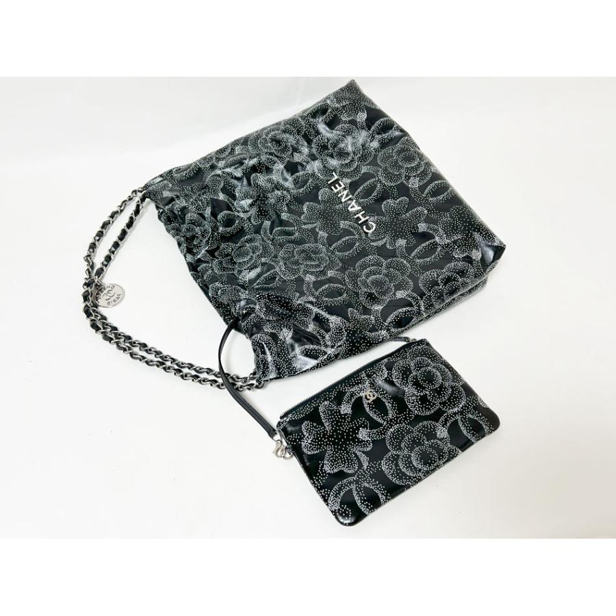CHANEL（シャネル） シャネル22 カメリア レザー チェーンショルダー