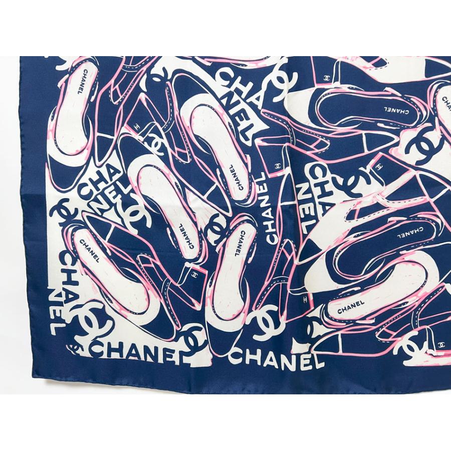 CHANEL（シャネル） ショール スカーフ シルク 100% ネイビー パンプス