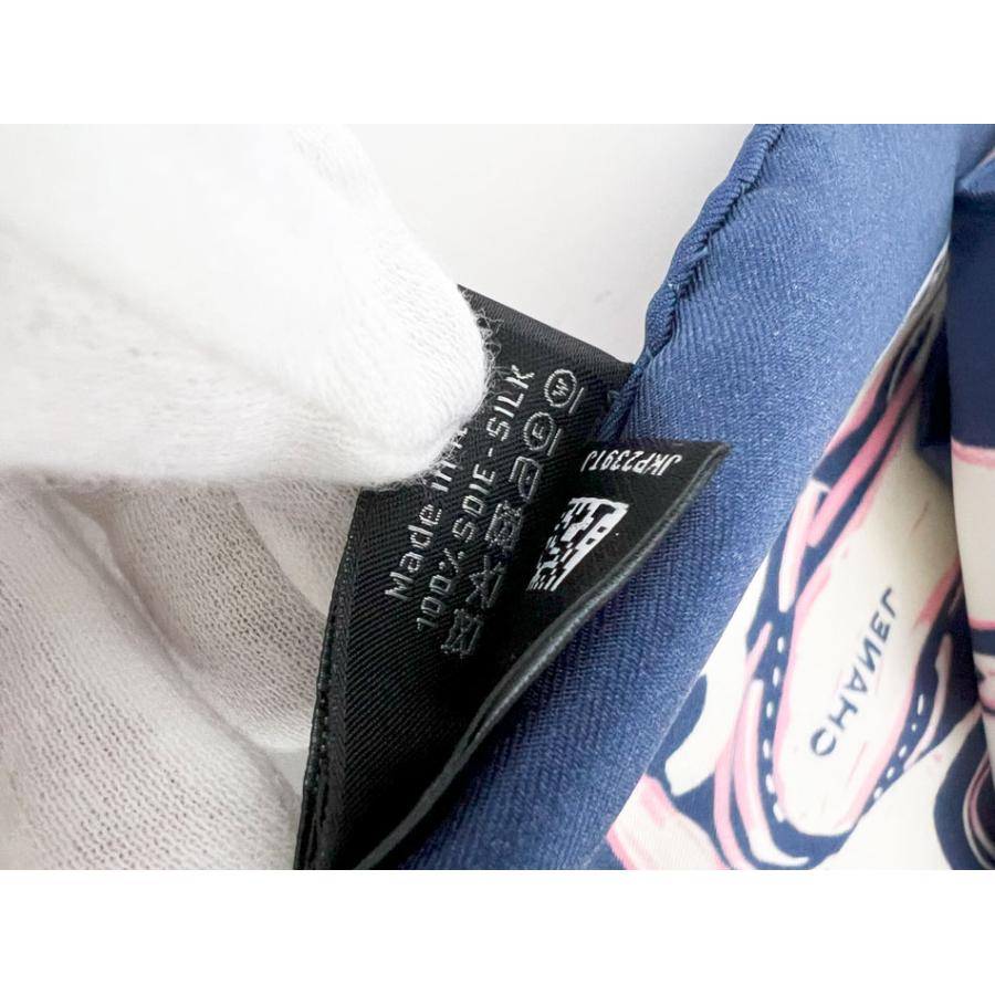 CHANEL（シャネル） ショール スカーフ シルク 100% ネイビー パンプス