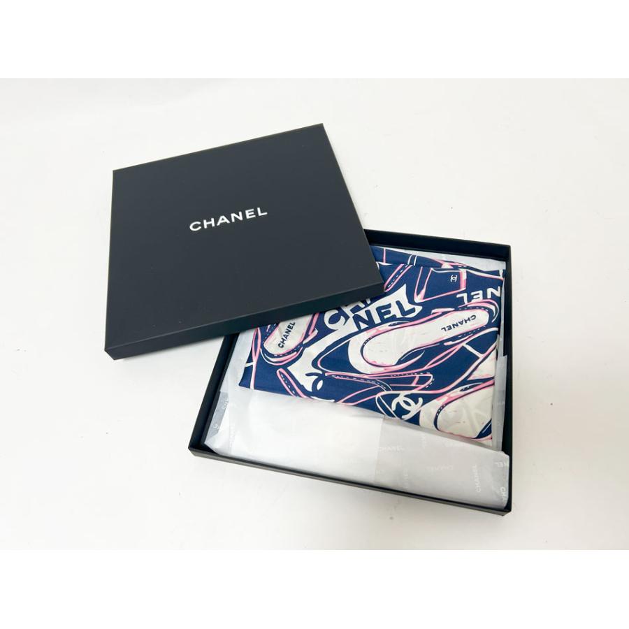CHANEL（シャネル） ショール スカーフ シルク 100% ネイビー パンプス