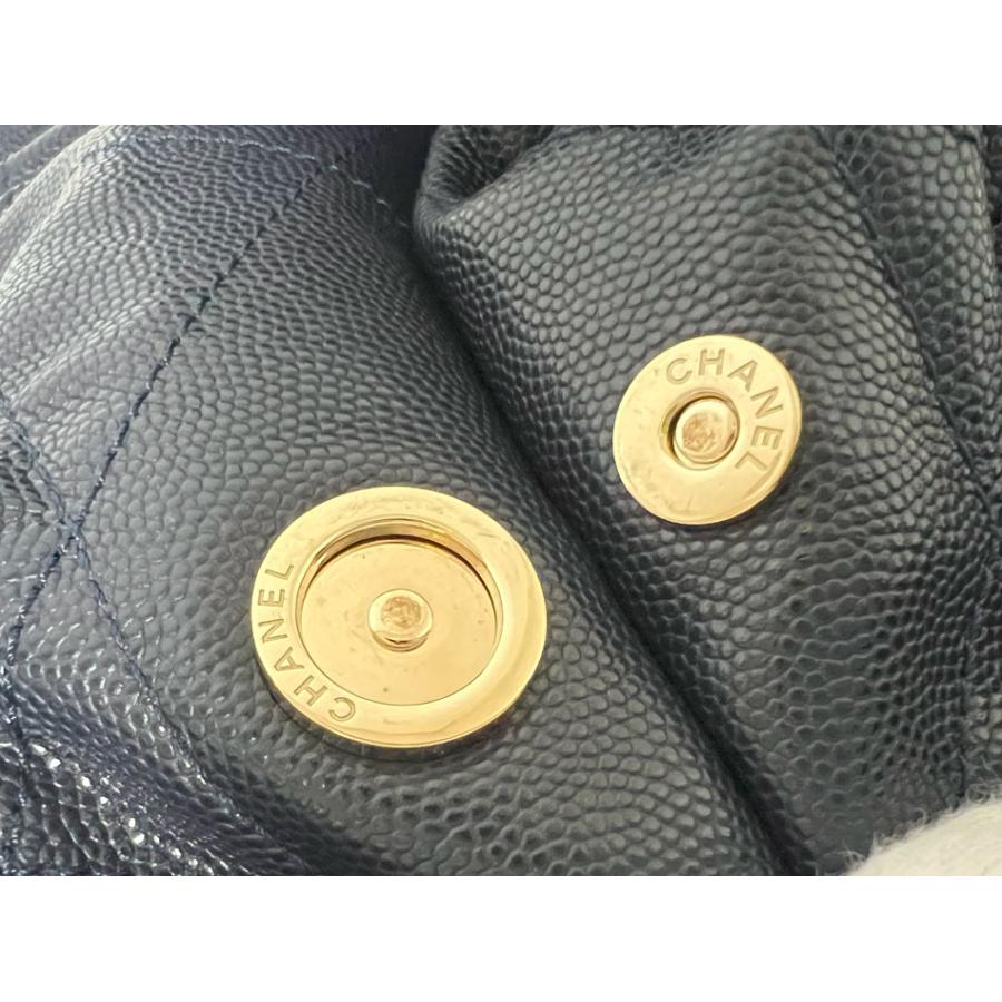 CHANEL（シャネル） シャネル22 マトラッセ スモール ショルダーバッグ