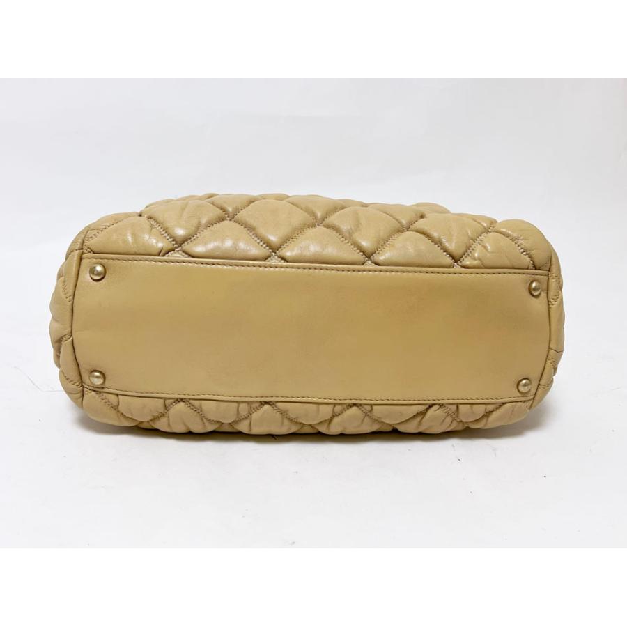 CHANEL（シャネル） バブルキルト カーフ チェーンショルダーバッグ