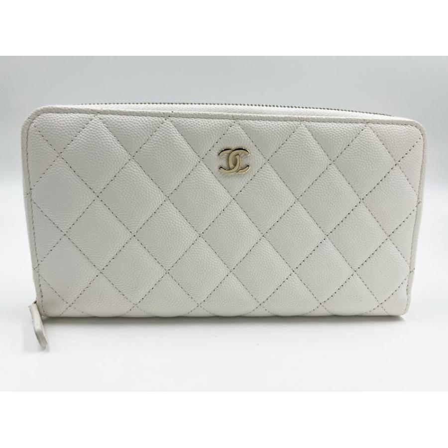 CHANEL（シャネル） キャビアスキン マトラッセ ラウンドファスナー