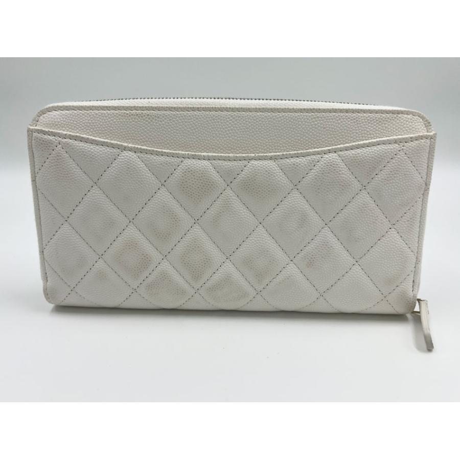 CHANEL（シャネル） キャビアスキン マトラッセ ラウンドファスナー
