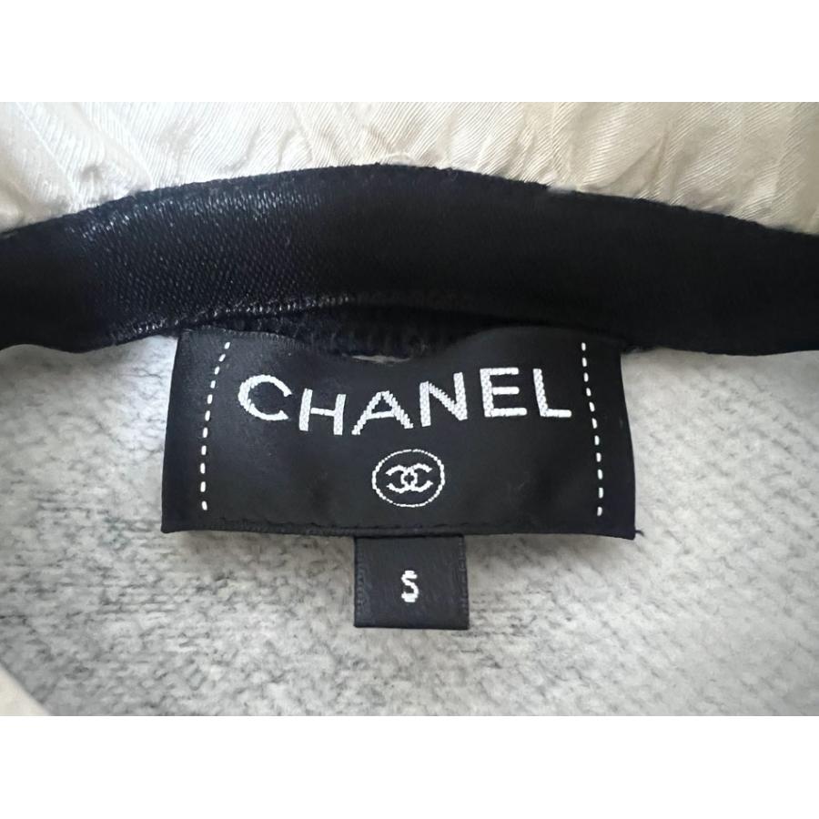CHANEL シャネル 2025/26秋冬プレコレクション レディース スエット トレーナー コットン ブラック ホワイト Sサイズ P80166K11599 U3479 CHANEL - CHANEL シャネル 2025/26秋冬プレコレクション レディース