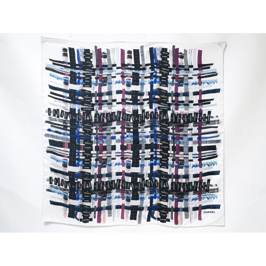 ★美品★希少カラー★人気柄★CHANEL/シャネル☆シルクスカーフ☆ CHANEL（シャネル） ショール スカーフ シルク 100% ブラック ホワイト