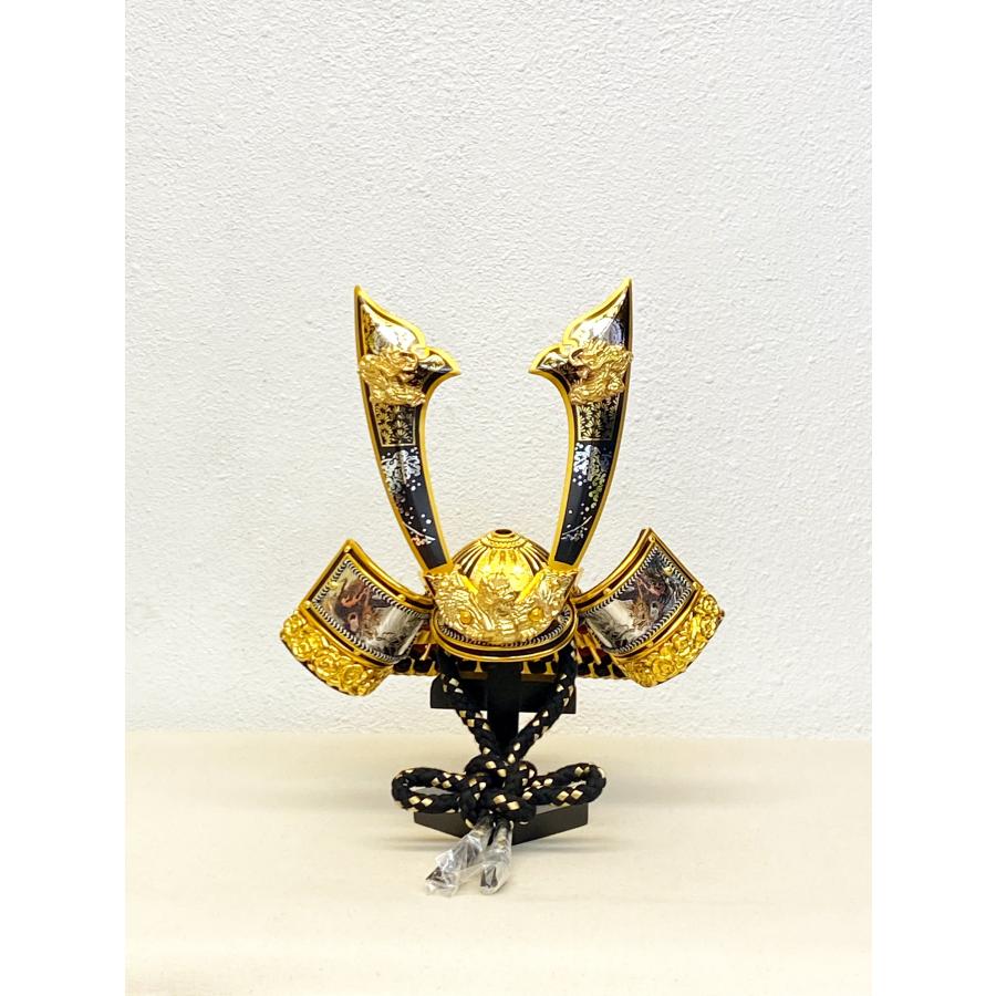 　日本の伝統的な兜置物10個セット 日本の伝統的な兜置物10個セット