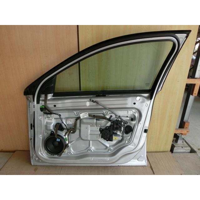 ☆後期 V70 運転席 ドア 426 平成22年 DBA-BB5254W フロント 右 ボルボ 
