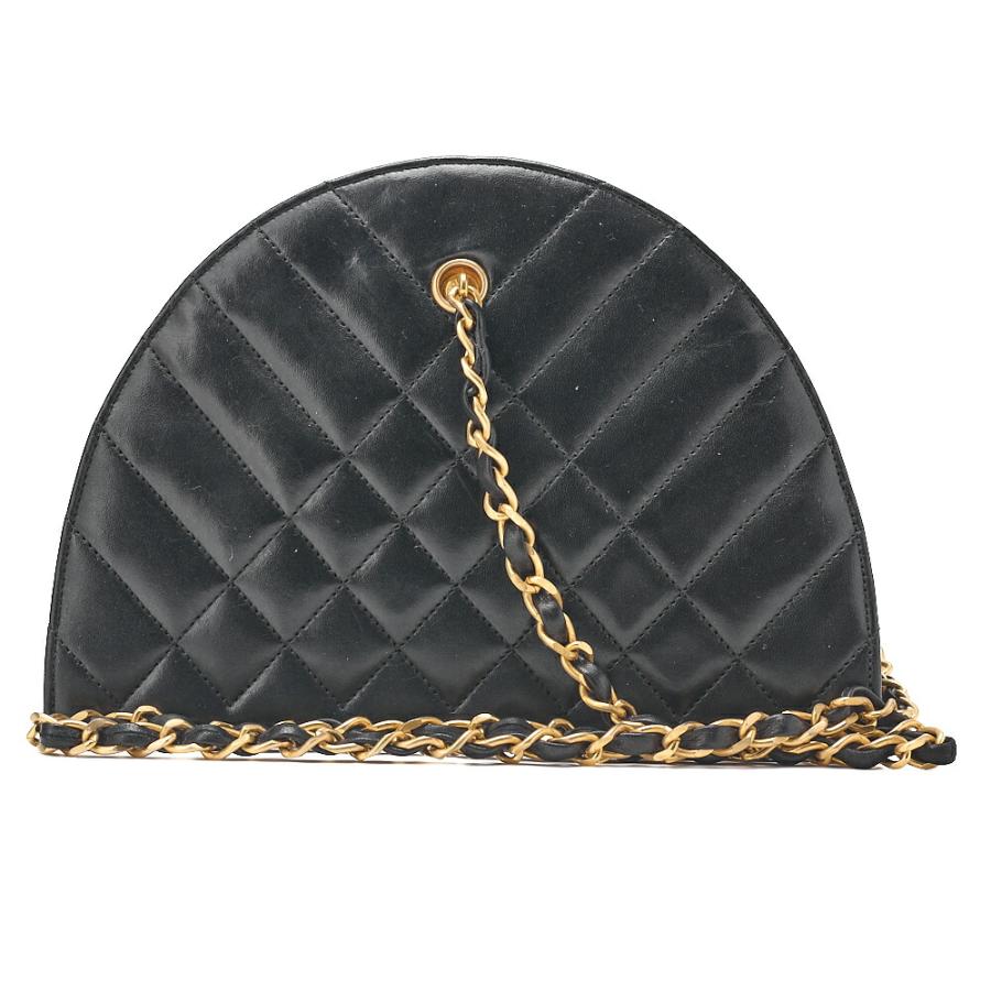CHANEL シャネル マトラッセ ひし形チャーム ハーフムーン ラムスキン 