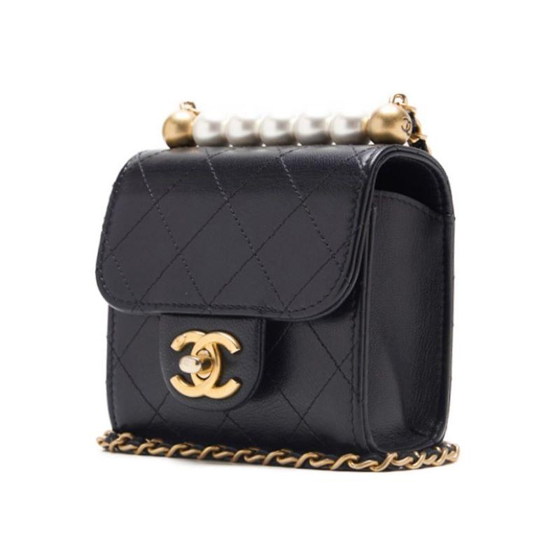 CHANEL シャネル ミニマトラッセ パール チェーンショルダー CHANEL シャネル ミニマトラッセ パール チェーンショルダー