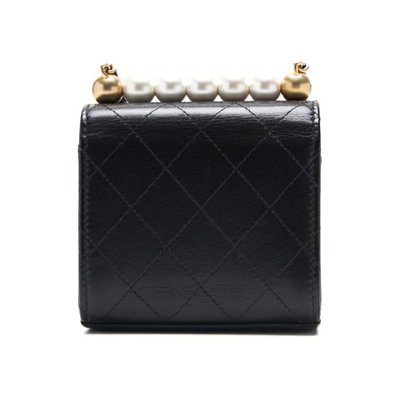 CHANEL シャネル ミニマトラッセ パール チェーンショルダー CHANEL シャネル ミニマトラッセ パール チェーンショルダー