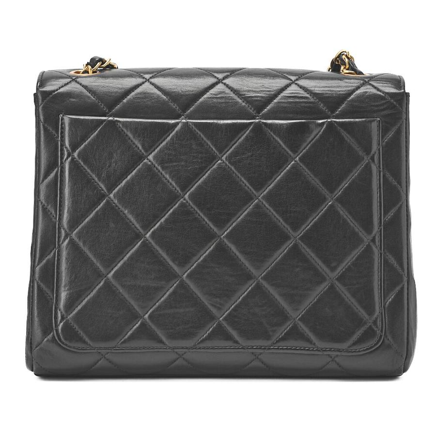 CHANEL マトラッセ スクエア ラムショルダーバッグ A-7641 CHANEL マトラッセ スクエア ラムショルダーバッグ A-7641