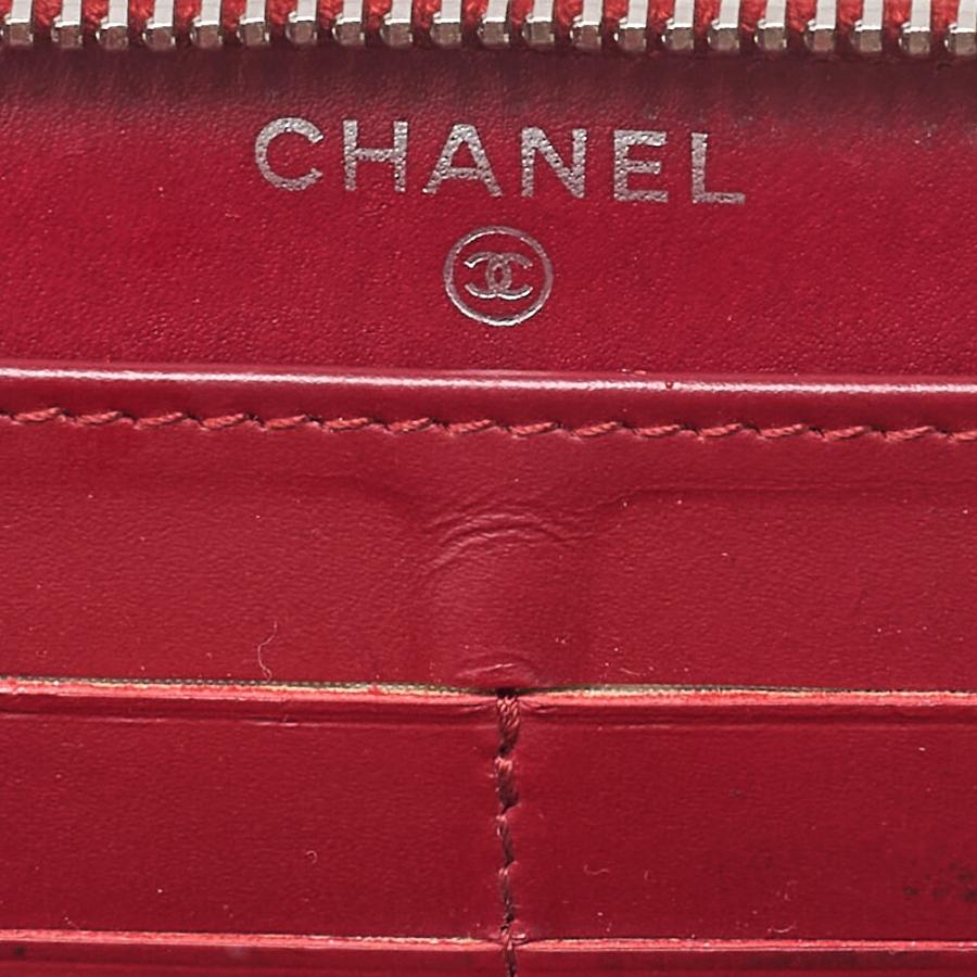 CHANEL シャネル マトラッセ ラウンド長財布 キャビアスキン 赤