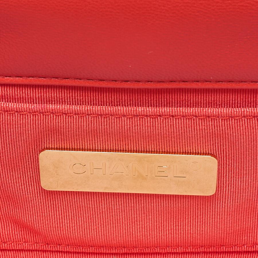CHANEL シャネル ラムスキン マトラッセ ウエストポーチ 赤系