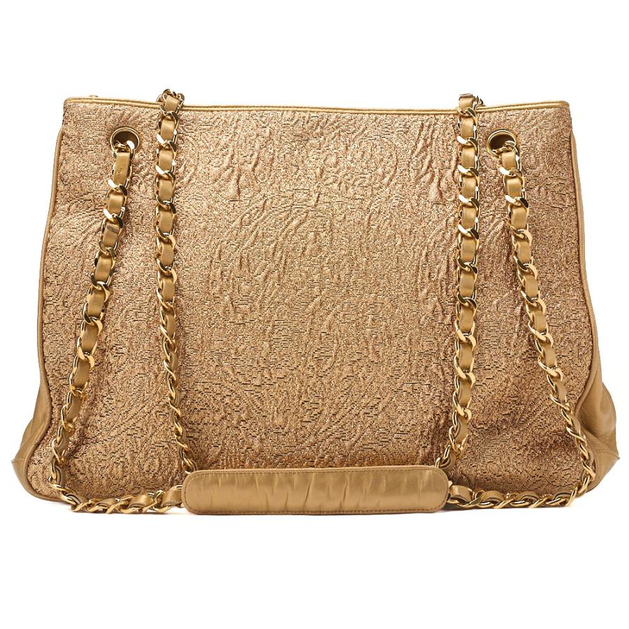 CHANEL シャネル チェーンショルダーバッグ マトラッセ ボールチャーム 