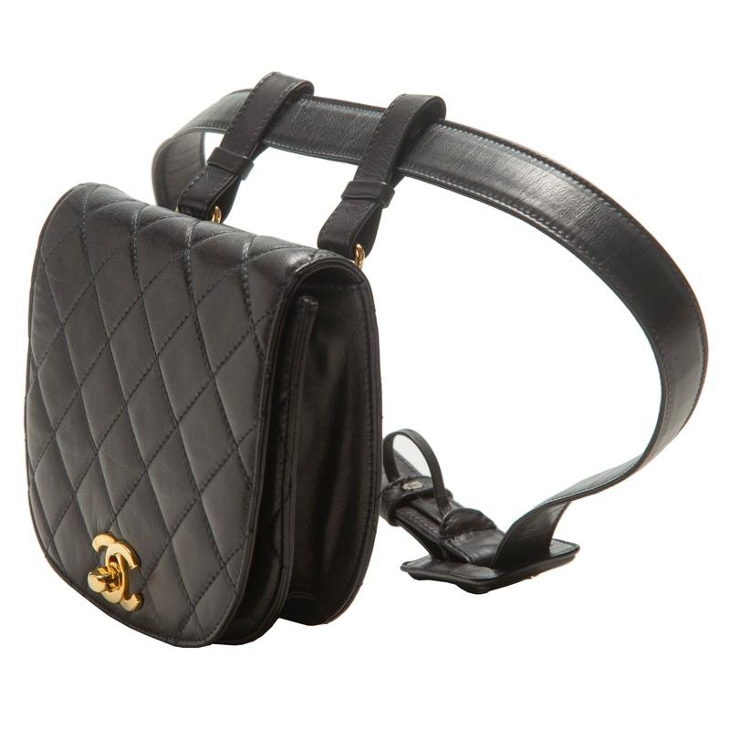 CHANEL シャネル マトラッセ 円型 ウエストポーチ ラムスキン 黒