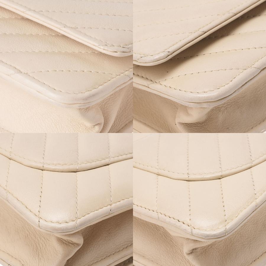 CHANEL シャネル チェーンウォレット マトラッセ Vステッチ ラムスキン