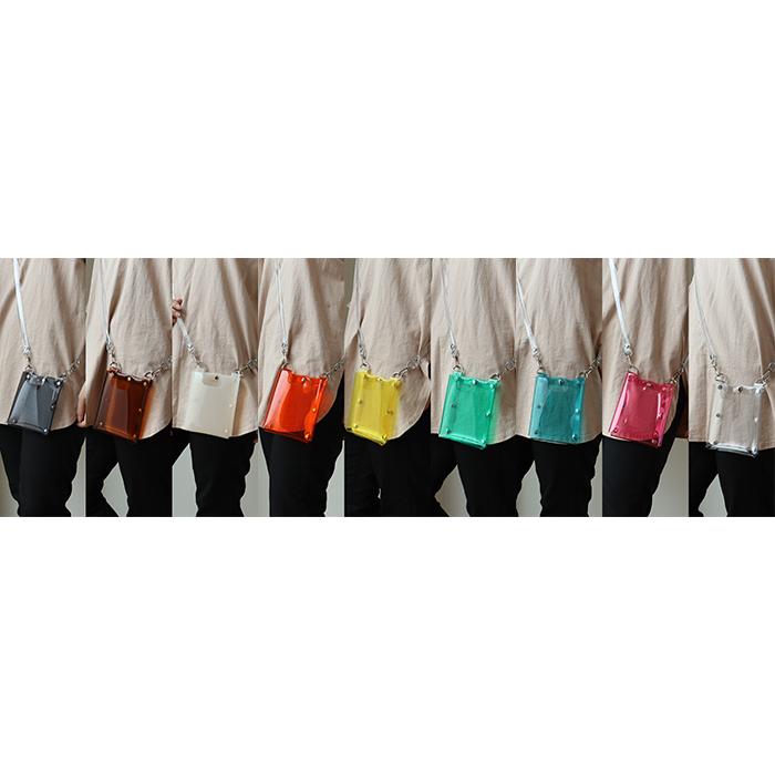 ショルダーストラップ付 PVCクリア マルチポシェット カラー：クリア