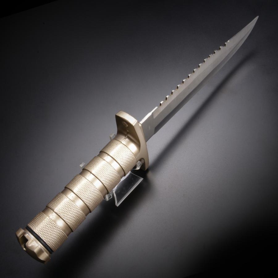 アウトドアナイフ ソーバック シルバー サバイバルキット付きの