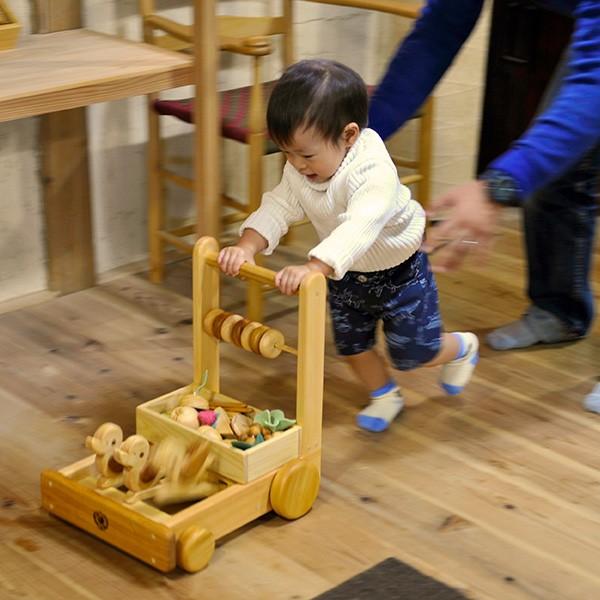 木製 ピヨピヨ おもちゃの車 楽天市場】【木のおもちゃ ピヨピヨておしぐるま】 名入れ可能