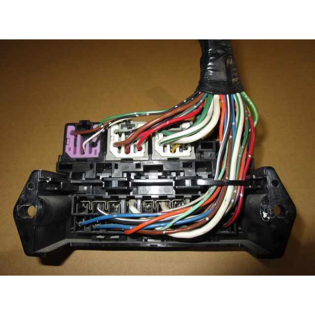 FK10 フィガロ 配線図集 未使用新品 リレー＆ヒューズ BOX FK10 フィガロ : ヤマサキパーツ3号店 - 通販