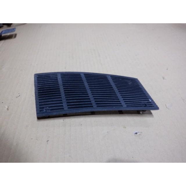ベンツ 560SEL W126 左ハンドル 純正 右 フロント スピーカー カバー 
