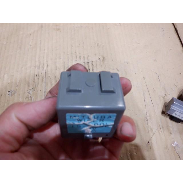 トゥデイ JA2 純正 ウインカーリレー 43596/b1 : ヤマサキパーツ トゥデイ JA2 純正 ウインカーリレー 43596/b1 : ヤマサキパーツ