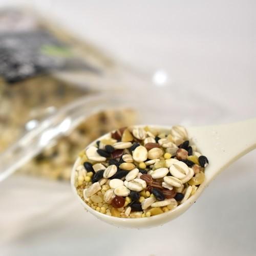 雑穀米 国産 麦 十六雑穀 300g 胚芽押麦 黒米 押裸麦 大豆 小豆 大豆金時 もちきび 発芽玄米 高きび インゲン豆 黒大豆 もち赤米 粟 青大豆 アマランサス 京都 宇治 ヤマサン 通販 Yahoo ショッピング