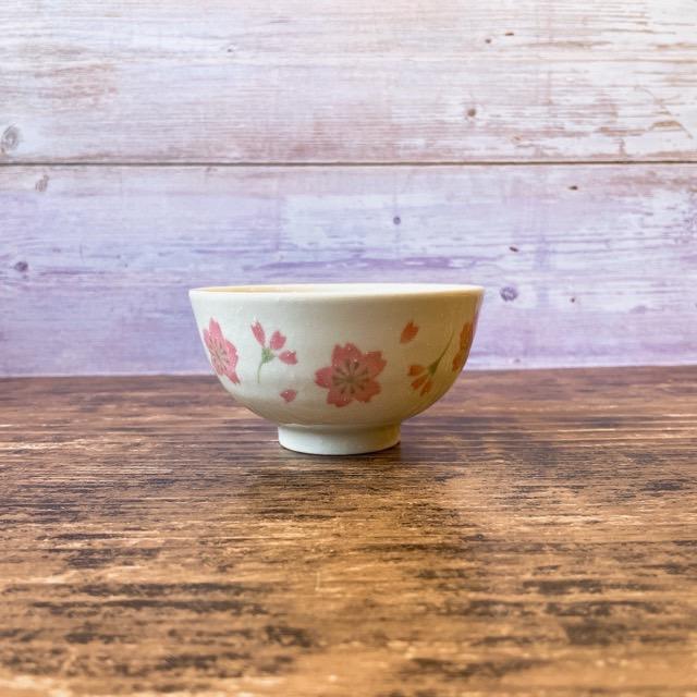 さくらさくら 茶碗 日本製 美濃焼 食器 陶器 和 うつわ 中平 飯碗 ご飯