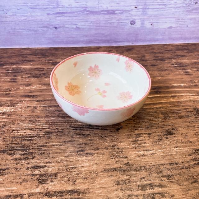 さくらさくら 13.2cm 深鉢 日本製 美濃焼 食器 陶器 和 うつわ 中鉢 桜